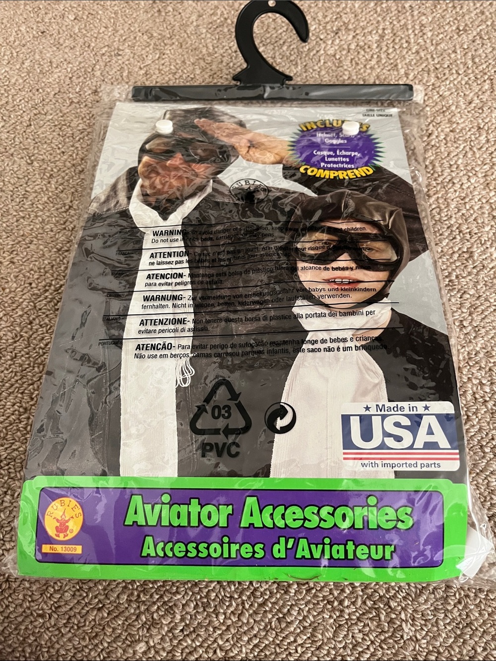 Rubie's Black and White Aviator Accessories Set
